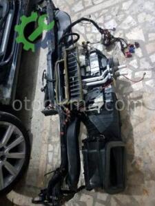 AUDİ A4 2014 KALORİFER KAZANI ORJİNAL ÇIKMA