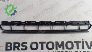 AUDİ A4 2015 ORTA TAMPON IZGARA 8W0807683