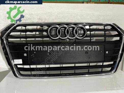 Audi A4 Ön Panjur çıkma parça