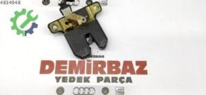 Çıkma Orijinal Bagaj Kilidi Audi A4 2000-2011 8D5827505