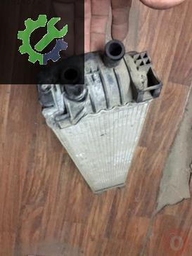 Audi A4 Intercooler Radyatörü 8W0145804A çıkma parça