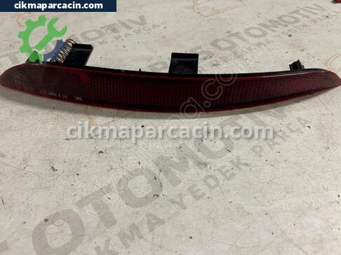 Audi A4 Tampon Reflektörü çıkma parça