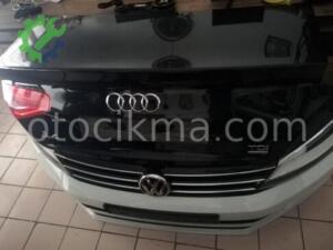 AUDİ A4 ARKA BAHAJ KAPAĞI ORJİNAL SİYAH HATASIZ BOYASIZ