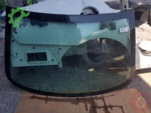 Audi A4 Arka Cam Hatasız Orjinal Çıkma