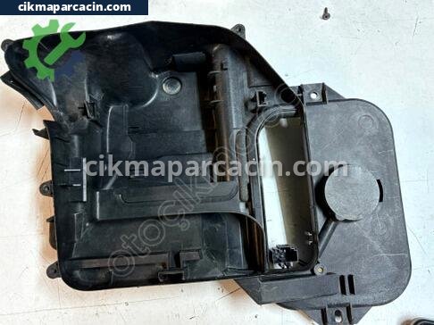 Audi A4 Sigorta Kutusu çıkma parça