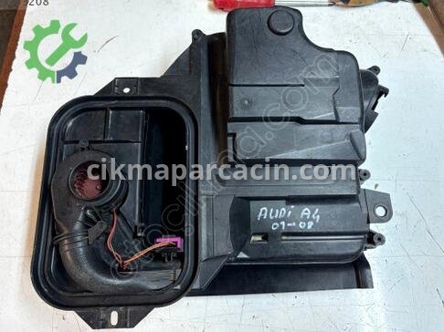 Audi A4 Sigorta Kutusu 8E1907355 çıkma parça