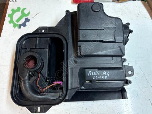 Audi A4 Sigorta Kutusu 8E1907355 çıkma parça