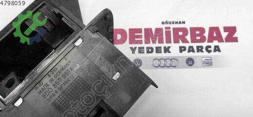 Audi A4 Küllük 8D0857951 çıkma parça
