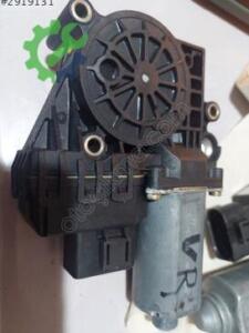 Audi A4 (B5) 1996-2001 Orijinal Sıfır Cam Motoru