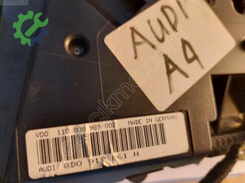 Audi A4 Gösterge Saati 8D0919861H çıkma parça