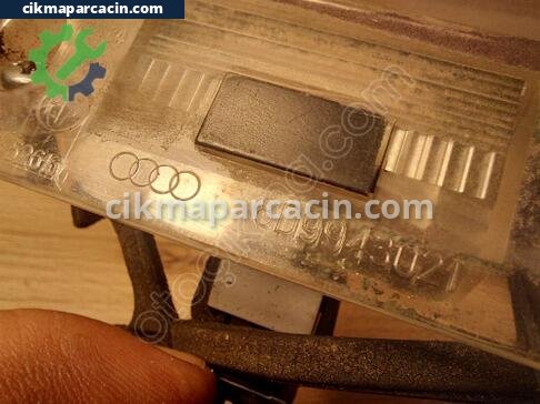 Audi A4 Tavan Lambası çıkma parça