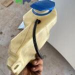 AUDİ A4 B6 CAM SU SİLECEK DEPOSU BİDONU