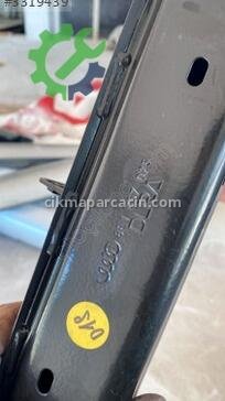 Audi A4 Göğüs Demiri çıkma parça