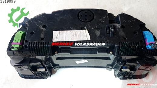 Audi A4 Gösterge Paneli 8E0920900K çıkma parça