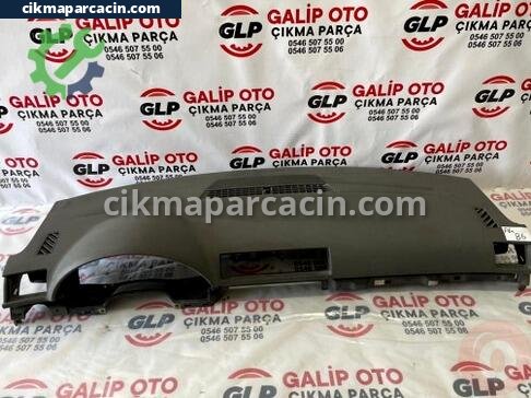 Audi A4 Torpido çıkma parça