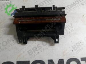 Audi A4 B6 ve B7 8E0857951 Orta Konsol Küllük