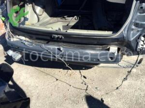 Audi A4 B8 arka tampon demiri hatasız orjinal çıkma