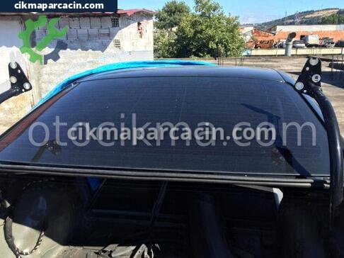 Audi A4 Arka Cam çıkma parça