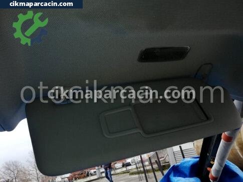Audi A4 Güneşlik çıkma parça