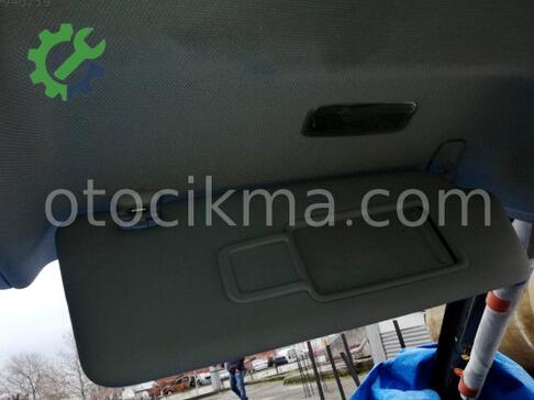 Audi A4 Güneşlik çıkma parça