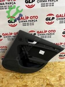 AUDİ A4 B8 SAĞ ARKA KAPI DÖŞEMESİ HATASIZ ORJİNAL ÇIKMA
