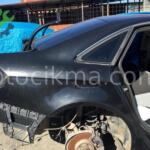 Audi A4 B8 sağ kelebek cam hatasız orjinal çıkma