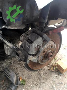 Audi A4 Taşıyıcı çıkma parça
