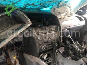 Audi A4 B8 torpido hatasız orjinal çıkma