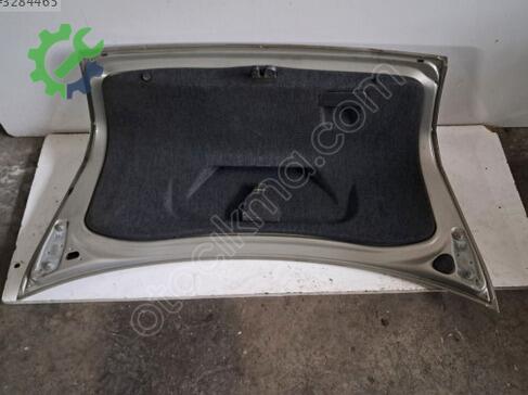 Audi A4 Bagaj Kapağı çıkma parça