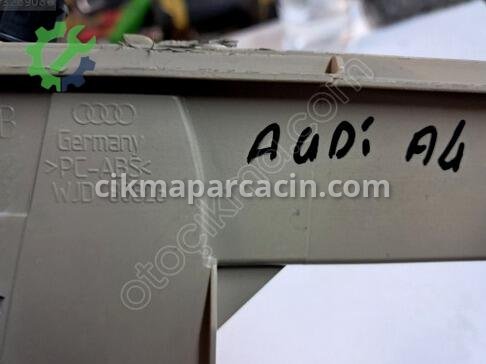 Audi A4 Çakmaklık çıkma parça