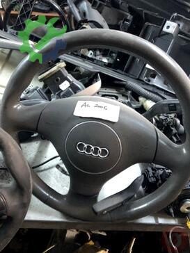 Audi A4 Direksiyon Airbag çıkma parça