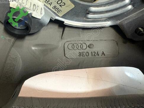 Audi A4 Direksiyon Simidi çıkma parça