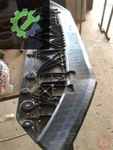 Audi A4 için 16-19 B9) koruma Plakası 8w0807611