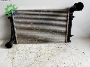 AUDİ A4 İNTERCOOLER RADYATÖRÜ
