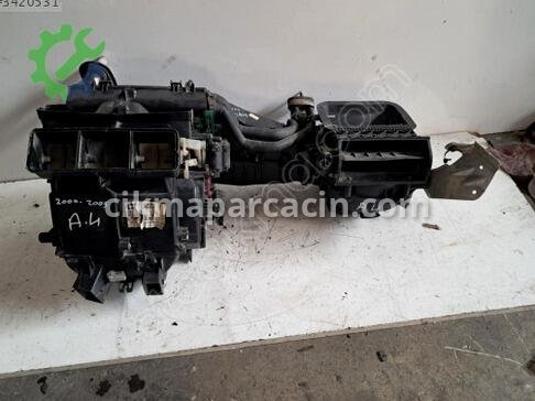 Audi A4 Kalorifer Kutusu çıkma parça