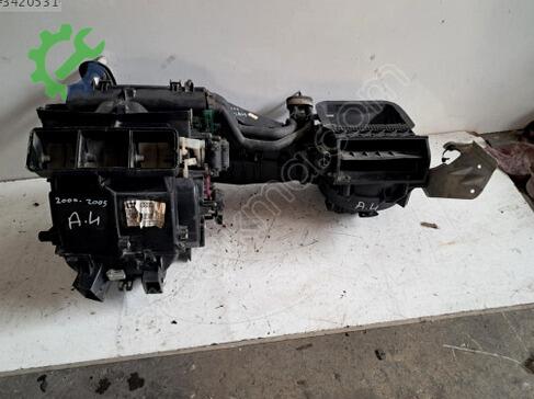 Audi A4 Kalorifer Kutusu çıkma parça