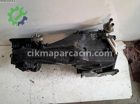 Audi A4 Kalorifer Kutusu çıkma parça