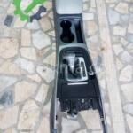 AUDİ A4 KOMPLE DOLU KONSOL VE VİTES TERTİBATI