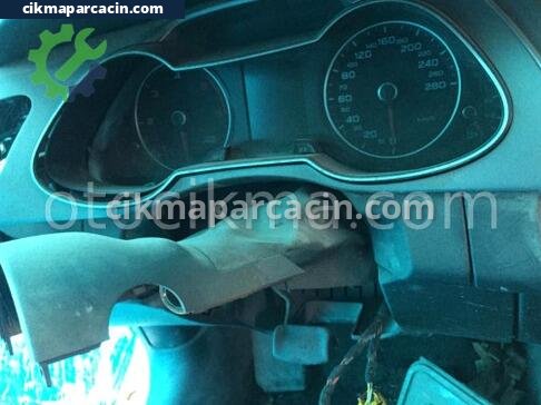 Audi A4 Kontak (Marş) çıkma parça