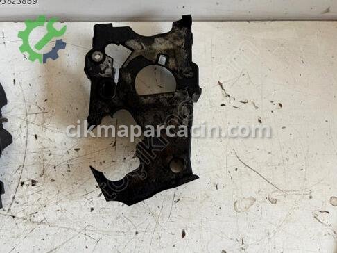Audi A4 Triger Kapağı çıkma parça