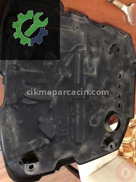 Audi A4 Motor Alt Muhafaza 04L103925P çıkma parça