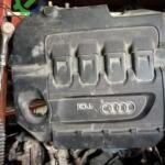 Audi A4 motor üst Plastik kapak orjinal çıkma