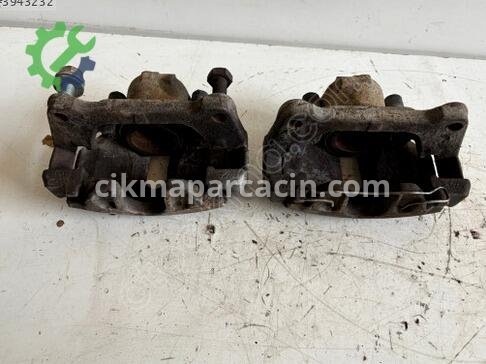 Audi A4 Ön Kaliper çıkma parça