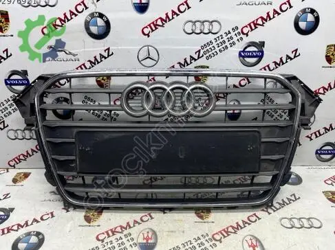 Audi A4 Ön Panjur çıkma parça