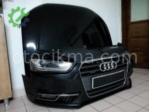 Audi A4 Ön Sol far ledli hatasız orjinal çıkma