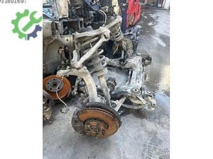 AUDİ A4 ÖN TAŞIYICI SAĞ VE SOL 2001-2008 8E0407253E