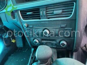 Audi A4 Orjinal Teyp hatasız orjinal çıkma