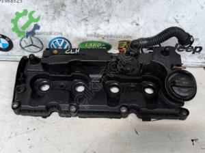 Audi A4 Passat B8 CLH 2.0 TDI Külbütör Kapağı 04L103475