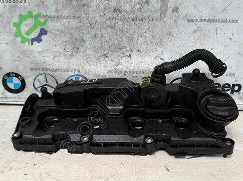Audi A4 Külbütör Kapağı 04L103475 çıkma parça