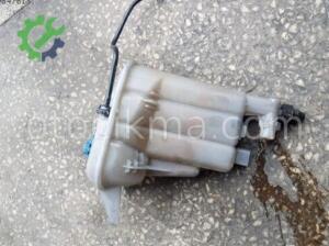 AUDİ A4 RADYATÖR SU BİDONU ORJİNAL ÇIKMA 2014